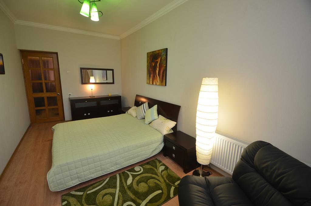 Apartments In The City Center On Sobornaya Street Nikolayev Bilik gambar