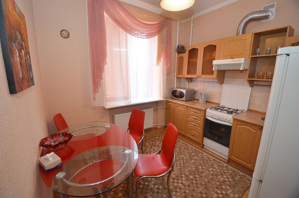 Apartments In The City Center On Sobornaya Street Nikolayev Bilik gambar