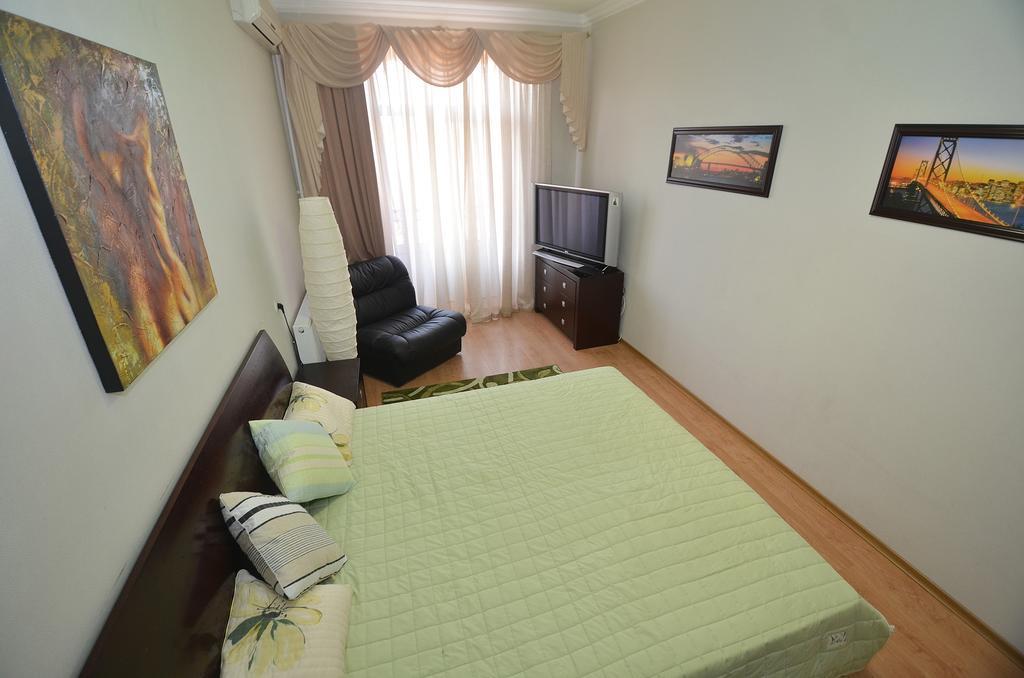 Apartments In The City Center On Sobornaya Street Nikolayev Bilik gambar